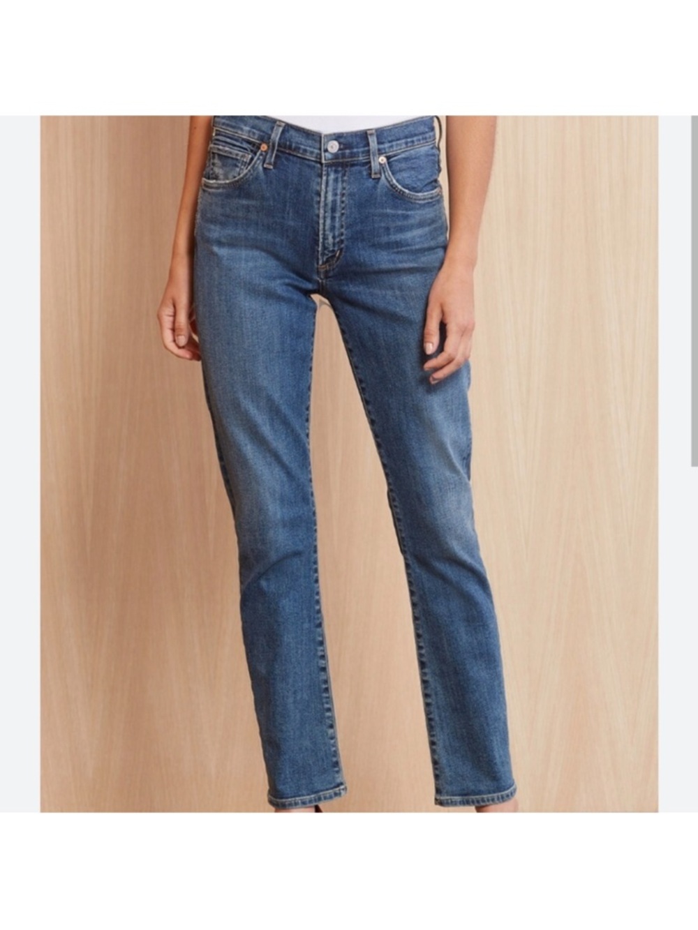 Citizens of Humanity Skyla Jeans
32 Mid Rise Slim Leg